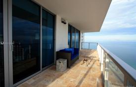 Современные апартаменты с видом на океан в резиденции на первой линии от пляжа, Холливуд, Флорида, США за $1 225 000