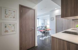 Квартира на Батерст-стрит, Торонто, Онтарио,  Канада за C$722 000