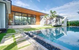 Современный комплекс вилл с бассейнами рядом с пляжами, Пхукет, Таиланд за От $945 000