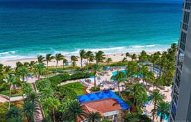 Четырехкомнатные апартаменты в шаге от пляжа, Форт-Лодердейл, Флорида, США за $1 240 000
