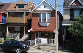 Дом в городе в Олд Торонто, Торонто, Онтарио,  Канада за C$1 535 000