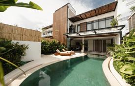 Новые двухэтажные виллы с уникальным дизайном в центре Чангу, Бадунг, Индонезия за $595 000
