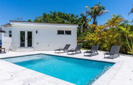 Дом в городе в Майами, США за $1 275 000