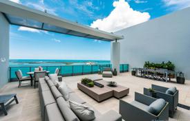 Элитный дуплекс-пентхаус с видом на океан в резиденции на первой линии от пляжа, Майами, Флорида, США за 5 477 000 €