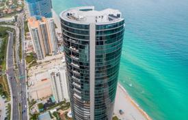 Комфортабельные апартаменты с частным лифтом, бассейном, террасой и видом на океан, Санни Айлс Бич, США за 6 540 000 €
