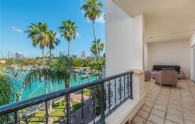 Комфортабельная квартира с видом на океан в резиденции на первой линии от пляжа, Майами-Бич, Флорида, США за $1 195 000