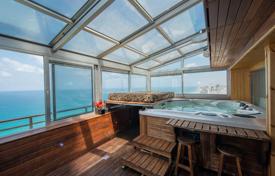 Современный пентхаус с террасой и видом на море в светлой резиденции, недалеко от пляжа, Нетания, Израиль за $1 054 000