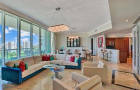 Стильная квартира с видом на город и озеро в резиденции на первой линии от пляжа, Авентура, Флорида, США за $1 485 000