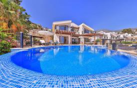 Красивая вилла с бассейном и панорамным видом в 50 метрах от моря, в центре Калкана, Турция за $7 100 в неделю