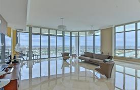 Стильная квартира с видом на океан в резиденции на первой линии от пляжа, Холливуд, Флорида, США за $1 699 000