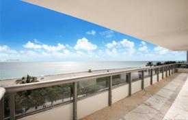 Семикомнатные эксклюзивные апартаменты рядом с пляжем в Майами-Бич, Флорида, США за 3 615 000 €