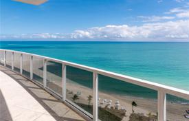 Трехспальные апартаменты на первой линии от пляжа в Бал Харборе, Флорида, США за 3 083 000 €