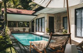 Великолепная вилла с бассейном и садом для сдачи в аренду с хорошей доходностью в Убуде, Гианьяр, Бали, Индонезия за 248 000 €