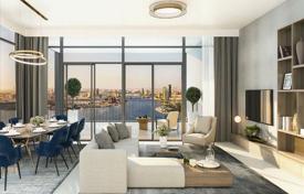 Трехкомнатная квартира в новой резиденции на берегу моря EMAAR Creek Edge с бассейнами и спа-центром, Dubai Creek Harbour, ОАЭ за $653 000