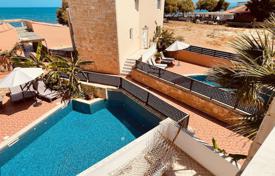 Четыре виллы с бассейнами в нескольких шагах от моря, Платаньяс, Крит, Греция за 2 400 000 €