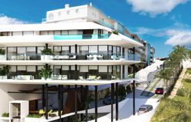 Апартаменты с садом и видом на море в резиденции с бассейнами и коворкингом, Фуэнхирола, Испания за 685 000 €