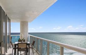 Трёхкомнатная квартира с видом на океан в резиденции на первой линии от пляжа, Халландейл Бич, Флорида, США за $751 000
