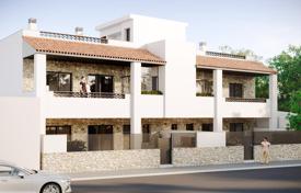 Четырехкомнатные апартаменты с собственным садом, Ондон‑де-лас-Ньевэс, Испания за 195 000 €