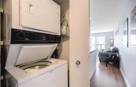 Квартира на Квинс Квей Запад, Олд Торонто, Торонто,  Онтарио,   Канада за C$818 000