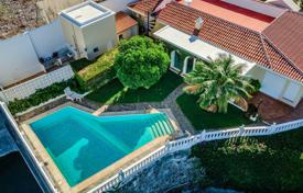 Особняк с бассейном, прекрасным видом на океан и банановой плантацией в Гиа‑де-Исора, Тенерифе, Испания за 3 000 000 €