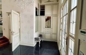 Красивый
классический дом в Юрмале за 395 000 €