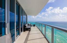 Меблированная квартира с видом на океан в резиденции на первой линии от пляжа, Санни Айлс Бич, Флорида, США за $1 600 000