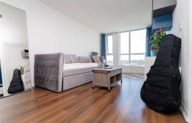 Квартира в Этобико, Торонто, Онтарио,  Канада за C$646 000