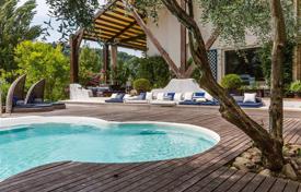 Красивая вилла с бассейном в 400 метрах от пляжа, Каттолика, Италия за 5 600 € в неделю