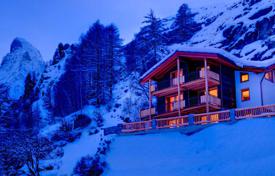 Современное шале на горнолыжном курорте Церматт, Швейцария за 18 500 € в неделю