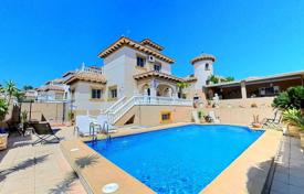 Трёхэтажная вилла с бассейном в Ла Зения, Аликанте, Испания за 339 000 €
