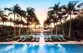 Элитные апартаменты с видом на океан в резиденции на первой линии от пляжа, Майами-Бич, Флорида, США за $2 595 000
