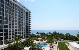 Уютные апартаменты с видом на океан в резиденции на первой линии от пляжа, Бал Харбор, Флорида, США за $850 000