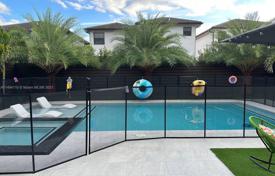 Дом в городе в Майами-Лейкс, США за $1 190 000