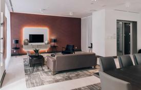 Квартира на Мертон-стрит, Олд Торонто, Торонто,  Онтарио,   Канада за C$748 000