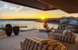 Пятикомнатные апартаменты класса люкс на берегу моря в новой резиденции, Эстепона, Испания за $4 704 000