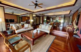 Меблированные апартаменты с бассейном и панорамным видом в 350 метрах от пляжа, Пхукет, Таиланд за 1 876 000 €