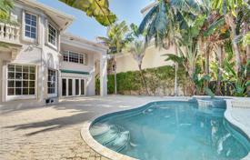 Великолепная двухэтажная вилла с бассейном, спа, гаражом, террасой и видом на залив, Санни Айлс Бич, США за 2 217 000 €