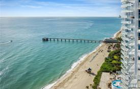 Трехкомнатная меблированная квартира на берегу океана в Санни-Айлс-Бич, Флорида, США за $1 750 000