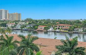 Комфортабельные апартаменты с видом на океан в резиденции на первой линии от пляжа, Авентура, Флорида, США за $1 299 000