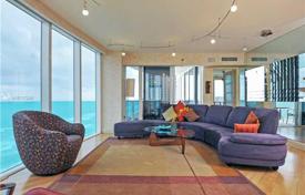 Стильные апартаменты с видом на океан в резиденции на первой линии от пляжа, Санни Айлс Бич, Флорида, США за $2 362 000