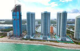 Четырехкомнатная квартира в шаге от песчаного пляжа, Санни-Айлс-Бич, Флорида, США за $1 200 000