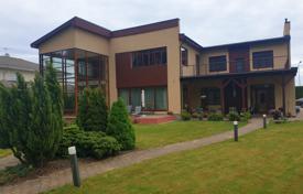 Дом в городе в Пиньках, Бабитский край, Латвия за 850 000 €