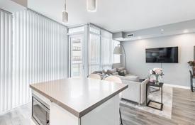 Квартира в Этобико, Торонто, Онтарио,  Канада за C$914 000