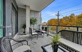 Квартира на Батерст-стрит, Торонто, Онтарио,  Канада за C$908 000