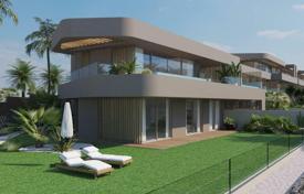 Новый таунхаус с бассейном, гаражом и садом в Кальяо Сальвахе, Тенерифе, Испания за 1 452 000 €