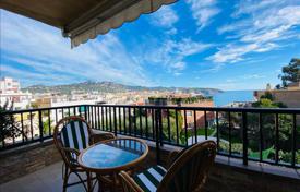 Пентхаус с панорамным видом на море в резиденции с двумя бассейнами, Ллорет‑де-Мар, Испания за $426 000