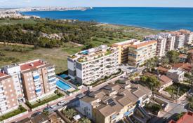 Стильная трёхкомнатная квартира рядом с пляжем в Пунта-Прима, Аликанте, Испания за 253 000 €