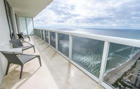 Стильные трехспальные апартаменты на берегу океана в Халландейл Бич, Флорида, США за 925 000 €