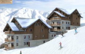 Квартира с террасой и парковкой в новой резиденции с выходом на горнолыжный склон, Ла-Тусюир, Франция за 424 000 €