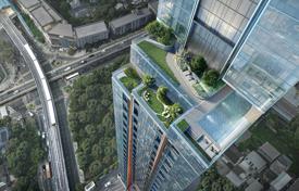 Высотный жилой комплекс с лофт-апартаментами рядом с метро, в деловом районе Бангкока, Таиланд за От $245 000